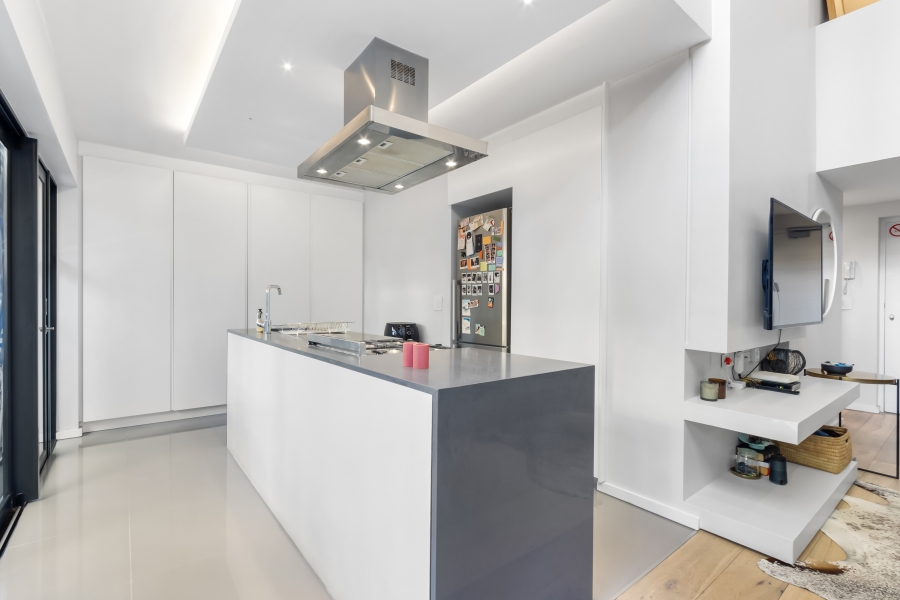 2 Bedroom Property for Sale in Sea Point Western Cape